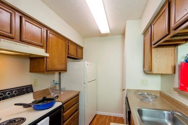 3541 W Northgate Dr #B2 - Photo 7 of 11