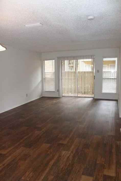 5200 Meadowcreek Dr #C1 - Photo 4 of 13