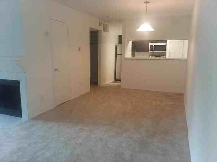 5200 Meadowcreek Dr #C1 - Photo 6 of 13