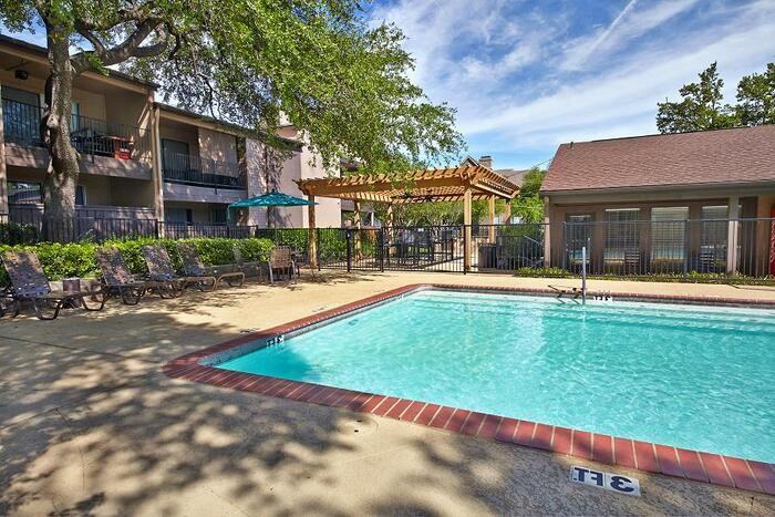 5902 Preston Oaks Rd #B1 - Photo 3 of 18