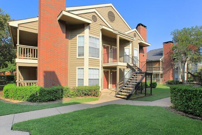 4753 Old Bent Tree Ln #C1 - Photo 3 of 30