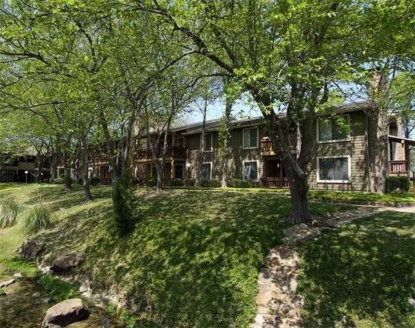 12920 Audelia Rd #B1 - Photo 5 of 10