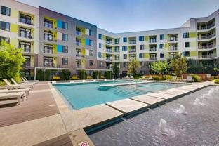 609 Clayton Ln #B3 - Photo 1 of 1