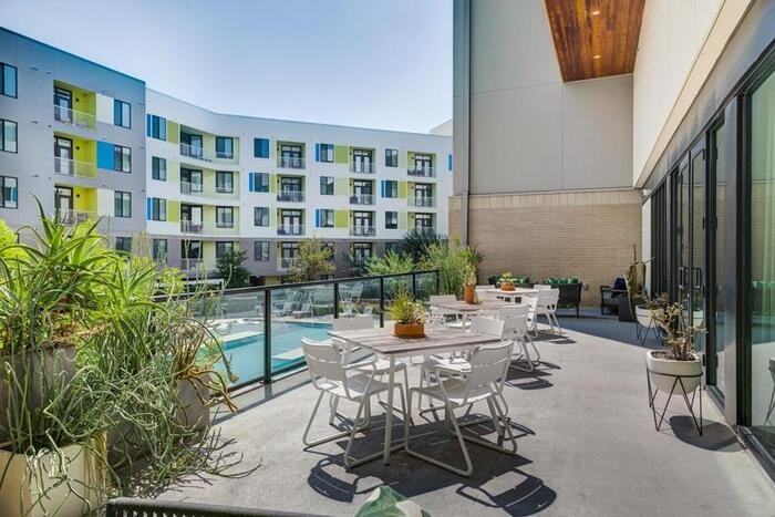 609 Clayton Ln #A3 - Photo 4 of 28