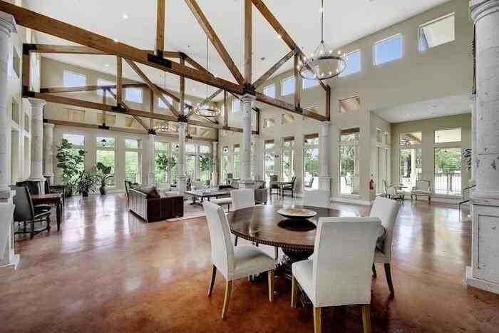 12101 N Lamar Blvd #C5 - Photo 7 of 33