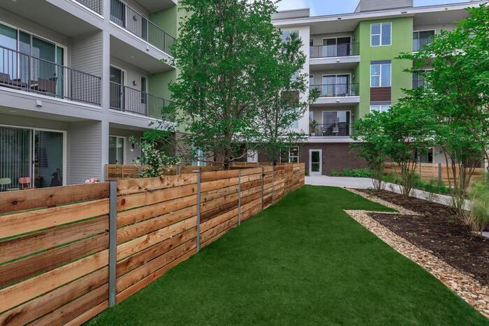 4711 E Riverside Dr #C7 - Photo 7 of 49