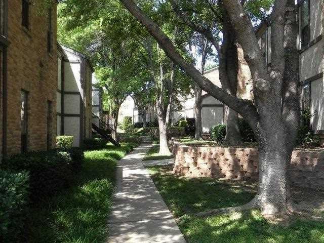 2730 Oak Tree Dr #C2 - Photo 5 of 15