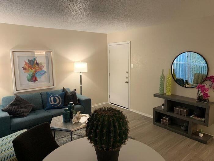 1930 Atlantic St #A1 - Photo 4 of 13