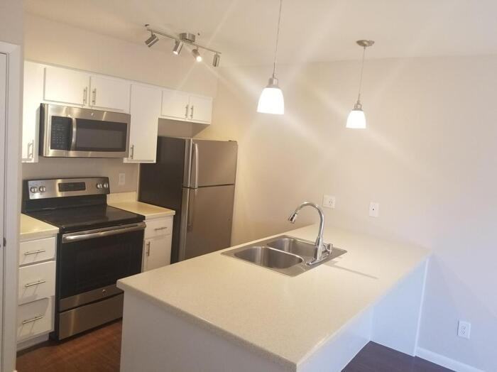 1930 Atlantic St #A1 - Photo 7 of 13