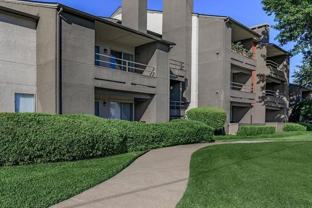 1217 Americana Ln #D1 - Photo 1 of 1