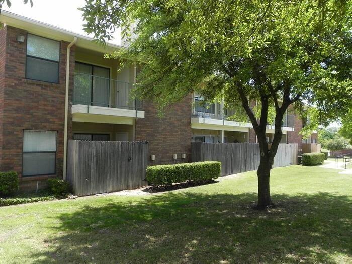 3720 Oates Dr #C2 - Photo 5 of 31