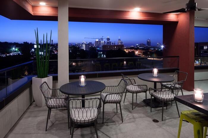 2400 E 6th St #C1 - Photo 4 of 19