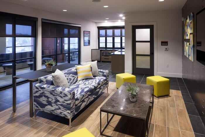 2400 E 6th St #C4 - Photo 5 of 19