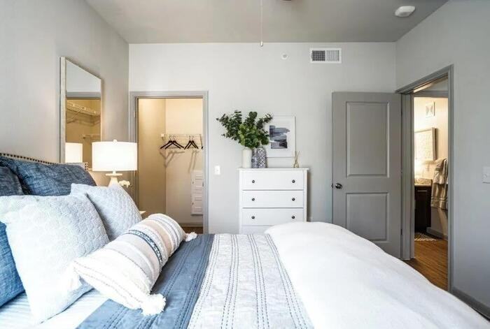 618 El Rio St #D3 - Photo 5 of 10