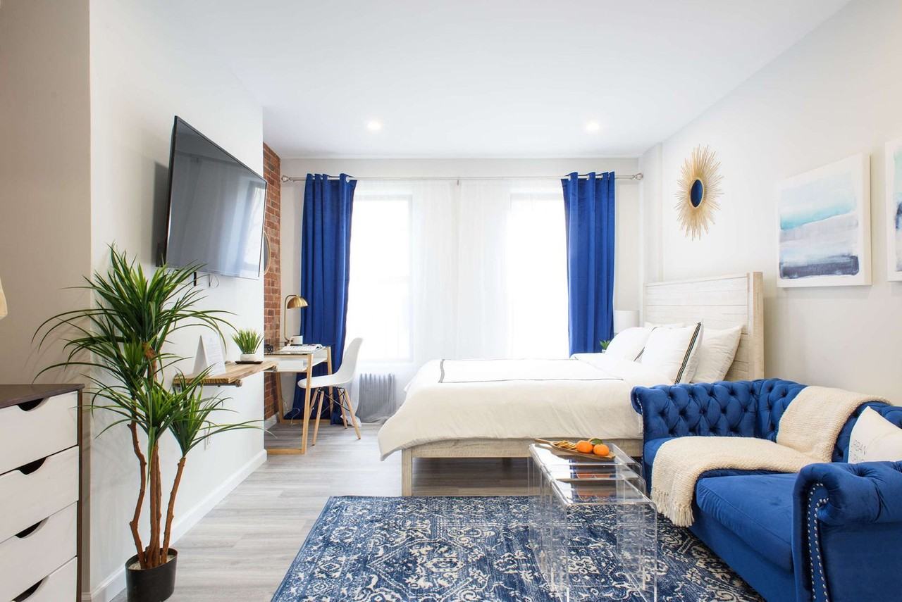 240E E 75th St #1021876P - Photo 3 of 29