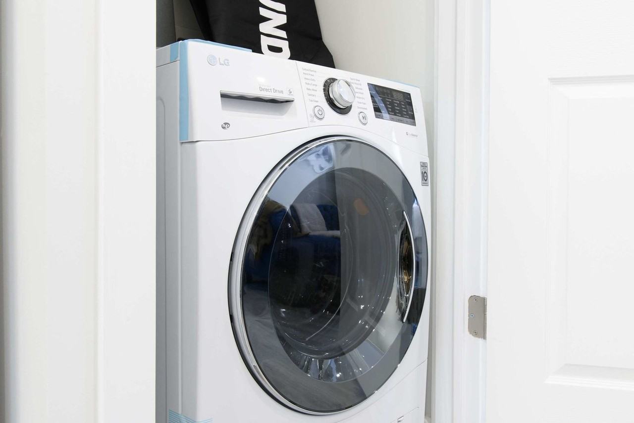 240E E 75th St #1021876P - Photo 6 of 29