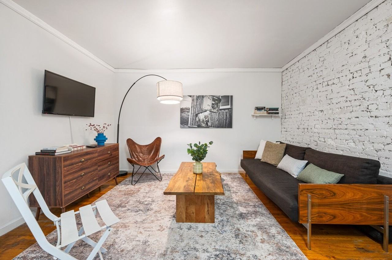 393 8th Ave #1323927P - Photo 2 of 18