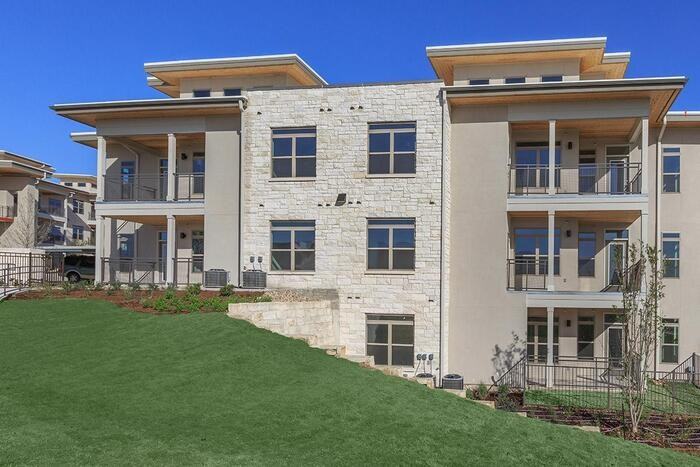 7624 Tecoma Cir #D1 - Photo 4 of 35