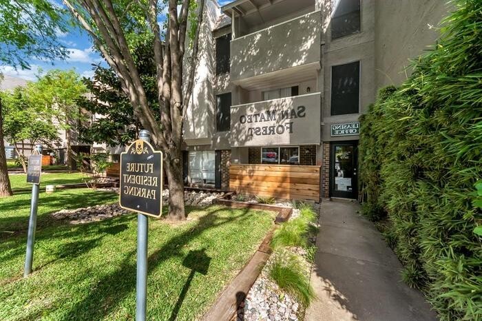 7110 San Mateo Blvd #B1 - Photo 3 of 16