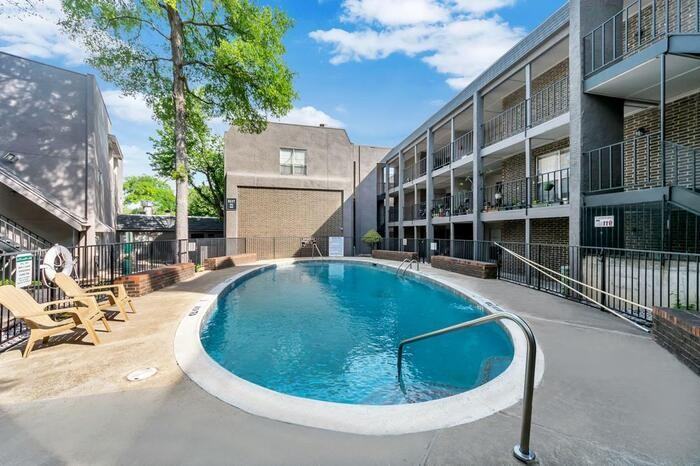 7110 San Mateo Blvd #B2 - Photo 5 of 19