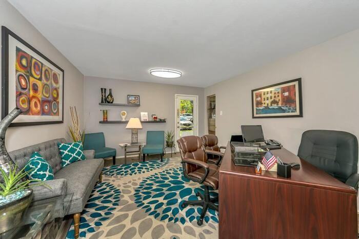 7110 San Mateo Blvd #B4 - Photo 7 of 19