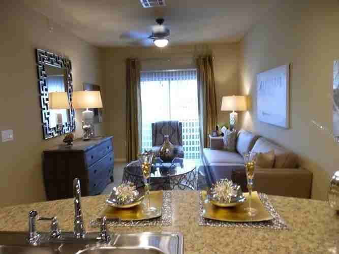 515 E Slaughter Ln #B2 - Photo 3 of 18