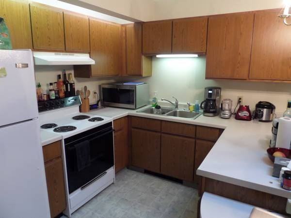 208 Bowman Ln #6 - Photo 2 of 5