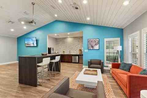 1200 Hidden Rdg #C2 - Photo 5 of 11