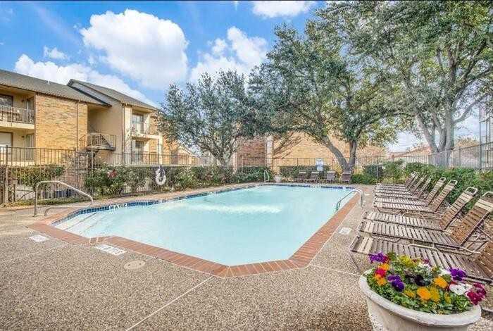 1721 John West Rd #B4 - Photo 2 of 32