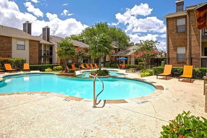 3725 W Northgate Dr #B4 - Photo 5 of 36