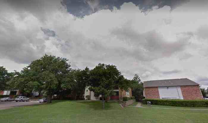 19200 Lyndon B Johnson Fwy #C3 - Photo 2 of 6