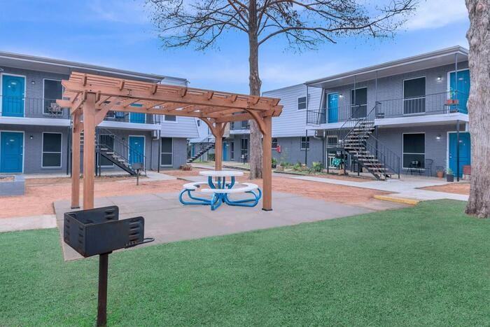 2730 Fyke Rd #C2 - Photo 3 of 24