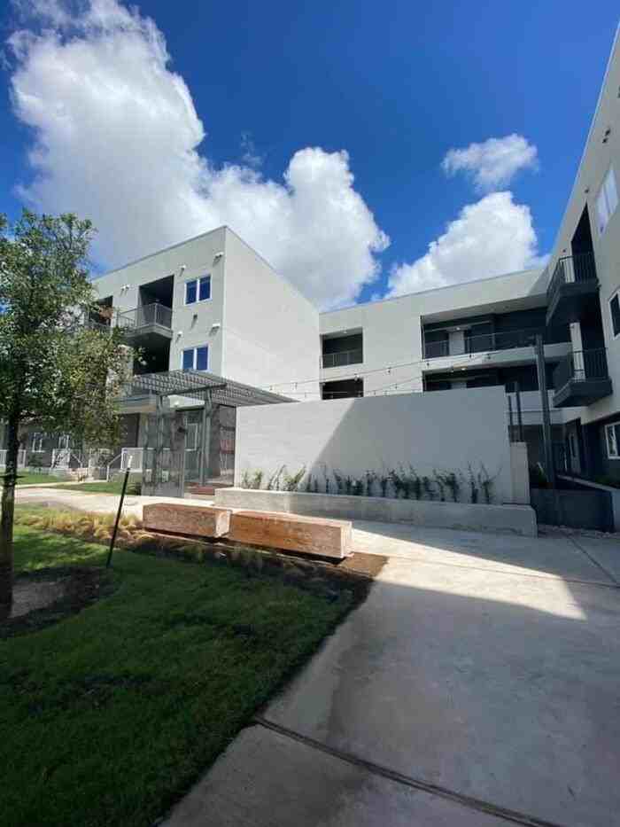 1809 Social Dr #C1 - Photo 2 of 7