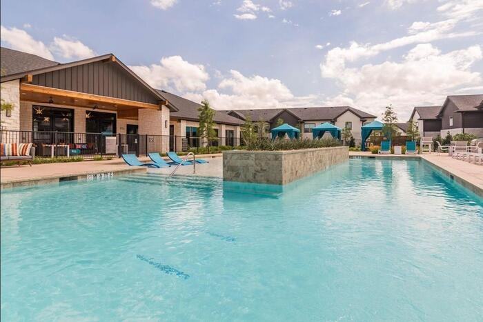 16760 Ronald W Reagan Blvd #D2 - Photo 4 of 27