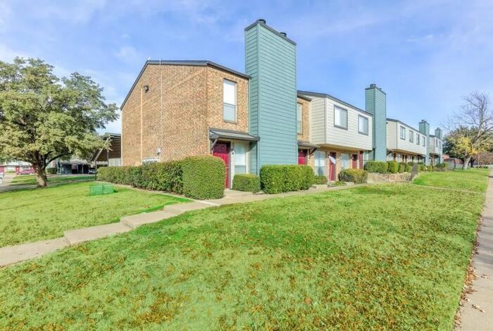 713 W Center St #C1 - Photo 2 of 15