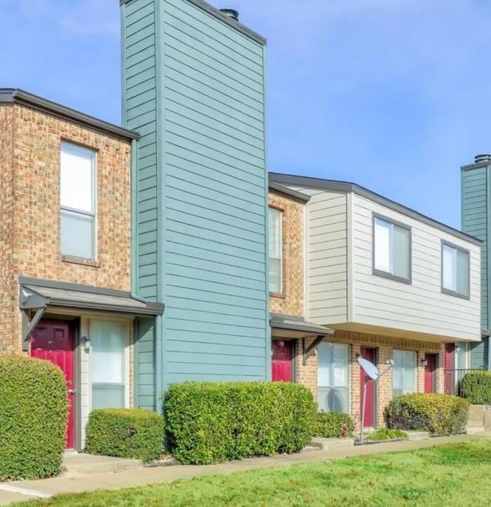 713 W Center St #C1 - Photo 3 of 15