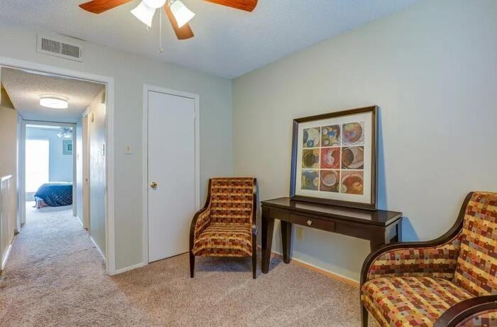 713 W Center St #C1 - Photo 6 of 15