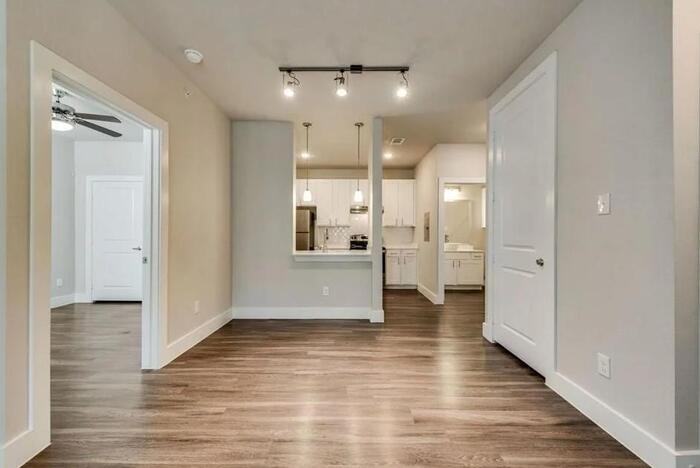 3800 N Belt Line Rd #D1 - Photo 5 of 11