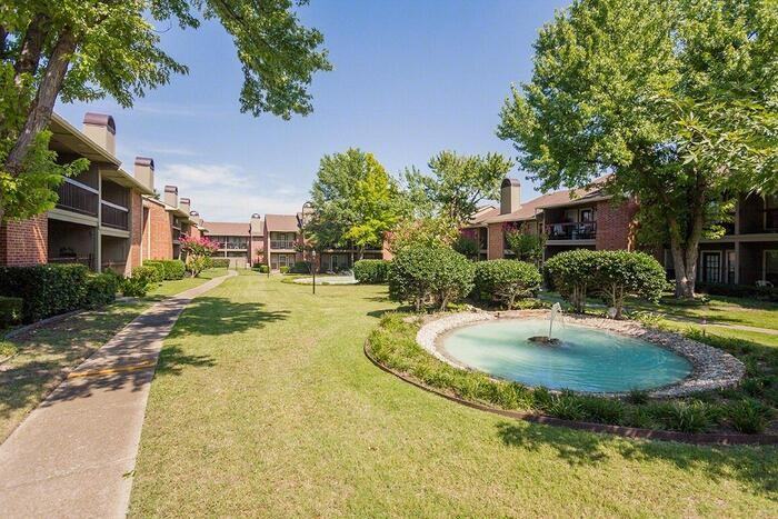 2525 Bolton Boone Dr #C1 - Photo 3 of 34