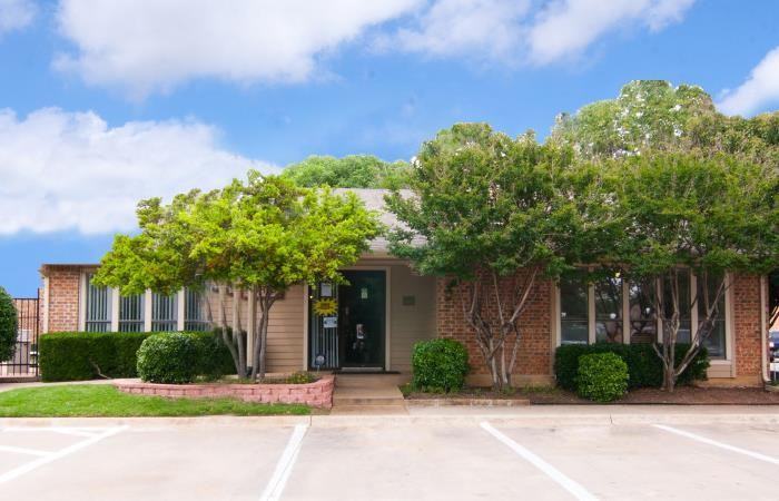 155 W Overly Dr #C2 - Photo 2 of 12