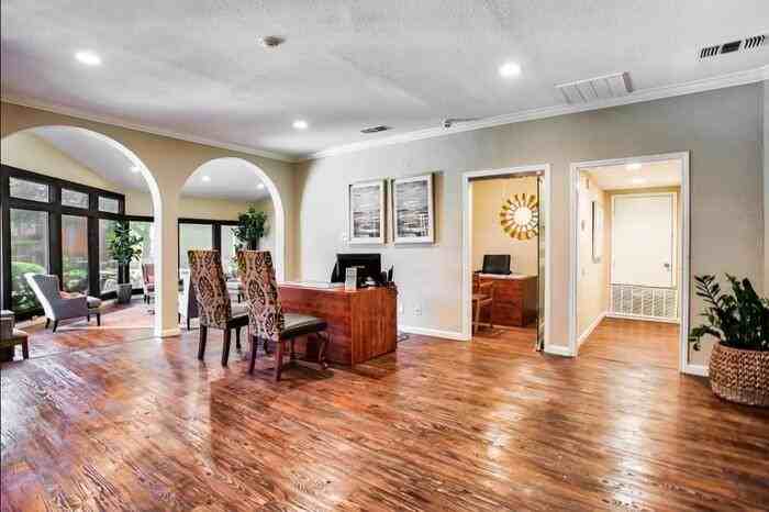 3535 Webb Chapel Ext #B1 - Photo 7 of 14