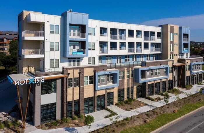 2435 E Riverside Dr #C1 - Photo 4 of 34