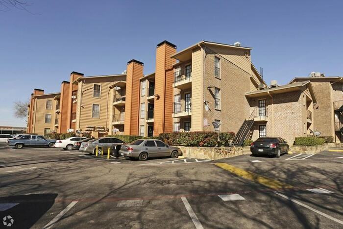 11100 Walnut Hill Ln #A1 - Photo 3 of 50