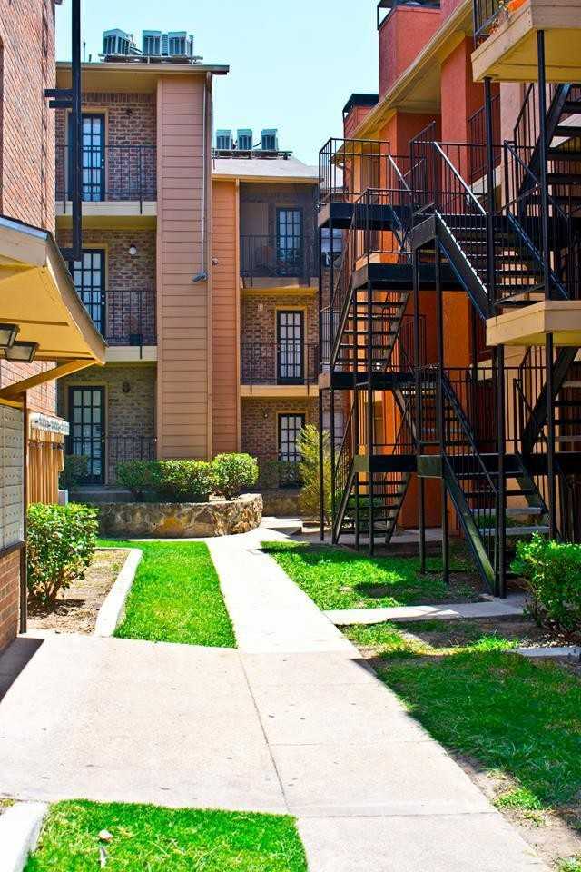 11100 Walnut Hill Ln #A1 - Photo 4 of 50