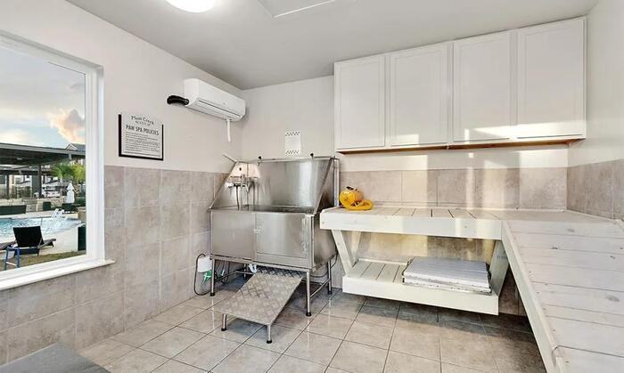 4624 Cromwell Dr #D1 - Photo 6 of 9