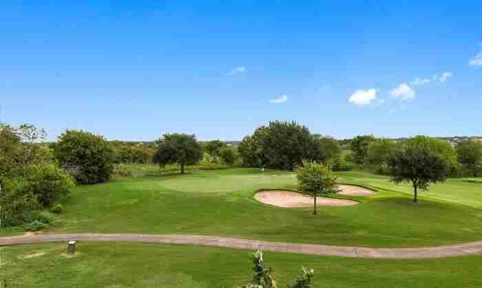 4624 Cromwell Dr #C1 - Photo 7 of 9