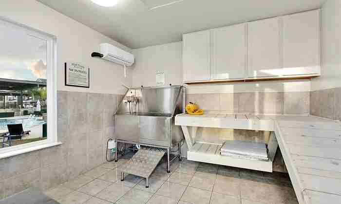 4624 Cromwell Dr #C2 - Photo 6 of 10