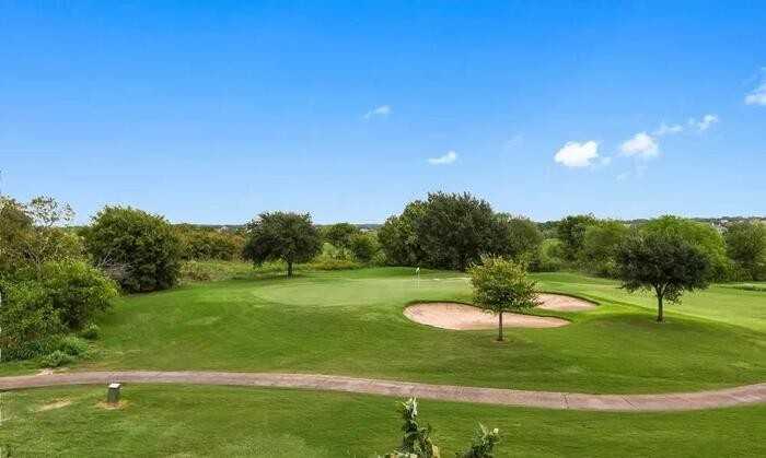 4624 Cromwell Dr #B1 - Photo 7 of 9