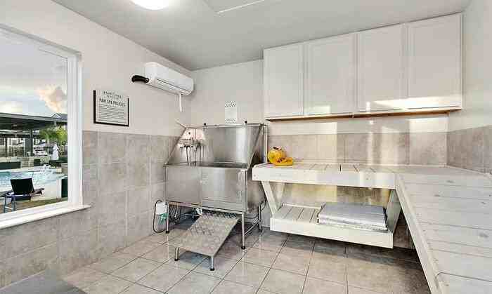 4624 Cromwell Dr #B3 - Photo 6 of 11