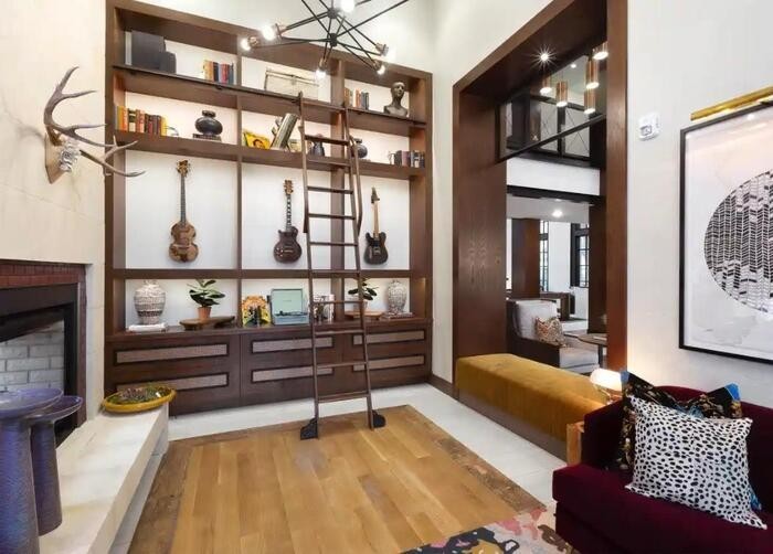 13500 Lyndhurst St #B4 - Photo 2 of 21